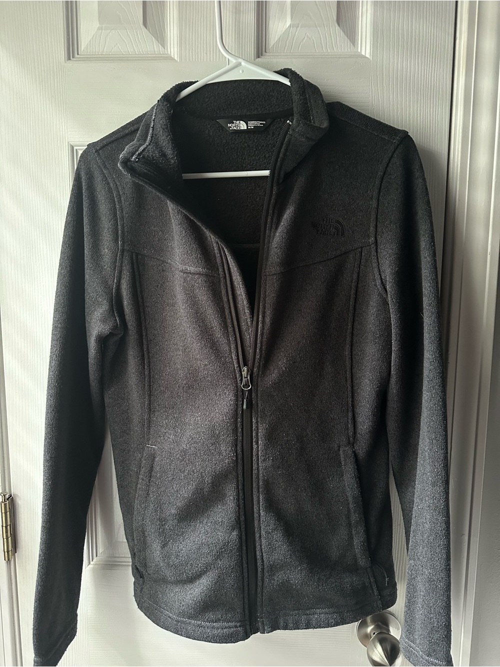 The North Face women’s Black Zip Fleece Jacket